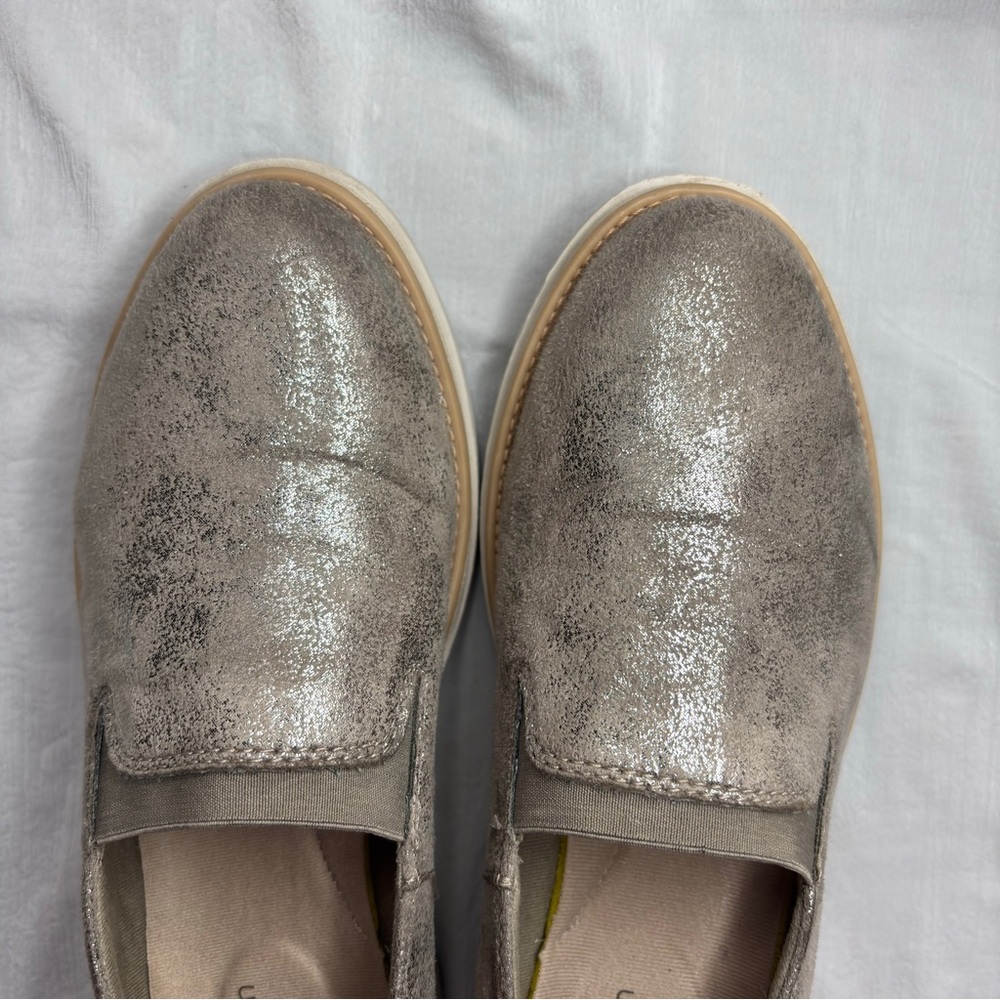 Clarks Pewter Metallic Distressed Sharon Dolly Slip On Size 7 Silver Gray - Picture 5 of 16